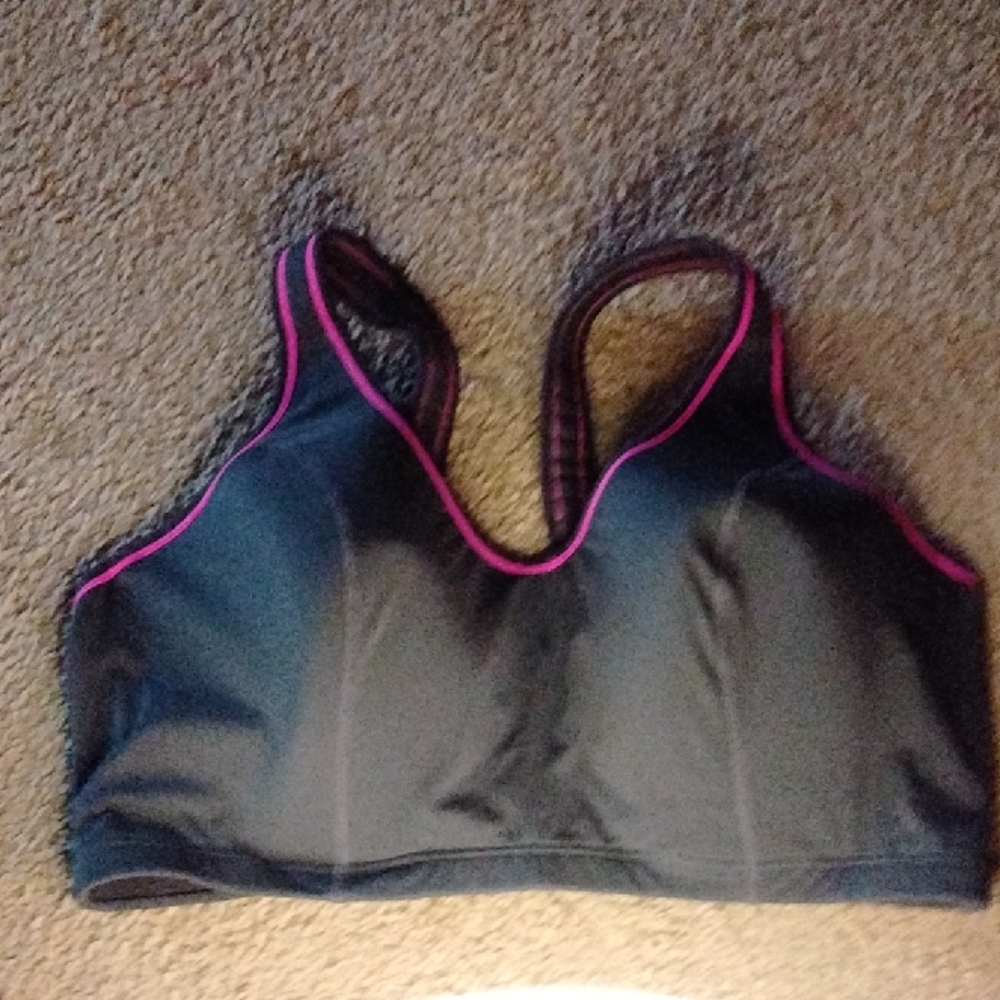 Sport By Cacique 44DDD Sports Bra Gray W/Pink Trim